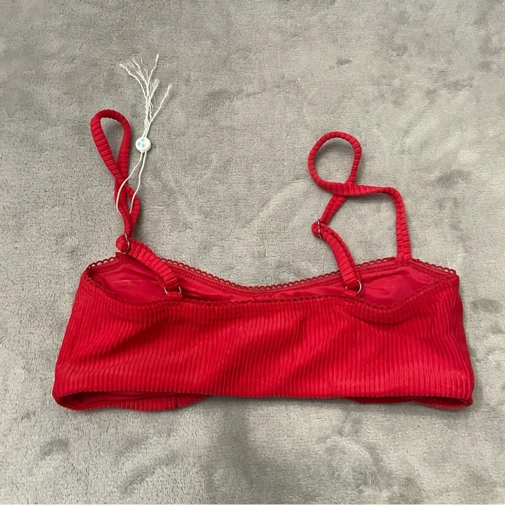 New! Frankie’s Bikinis Cleo Ribbed Bikini Top Red 10711